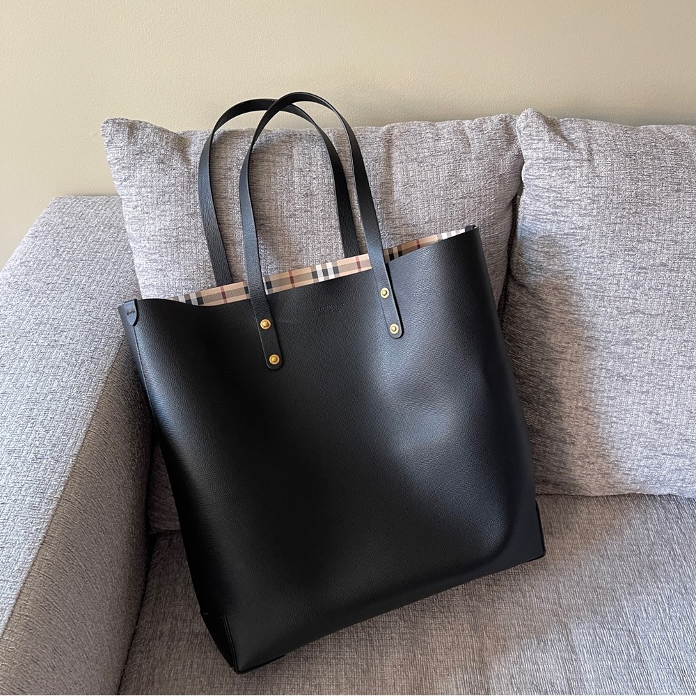 Burberry Grainy Calfskin Haymarket Check LG Black Tote Bag